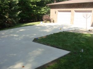 durable and sustainable concrete driveway from Templin Concrete Construction